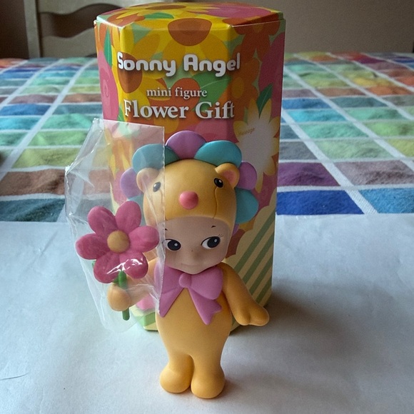 SONNY ANGEL Accessories - 🌼🦁🌼 SONNY ANGEL FLOWER GIRL MINI FIGURE 🌼🦁🌼 NWT 🌼🦁🌼